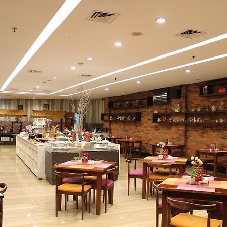 Hariston Hotel & Suites, Pluit - Jakarta Eksteriør billede