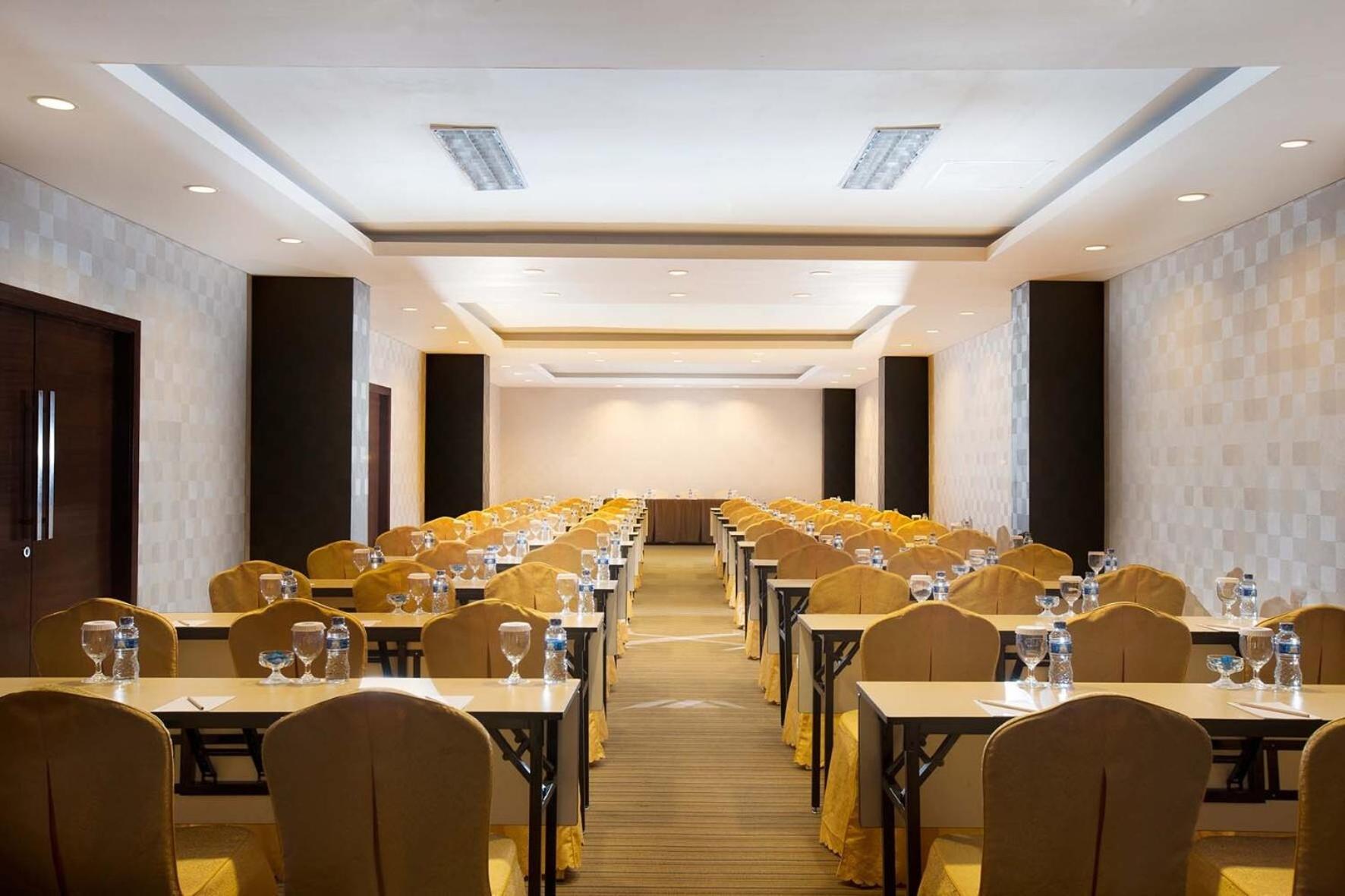 Hariston Hotel & Suites, Pluit - Jakarta Eksteriør billede