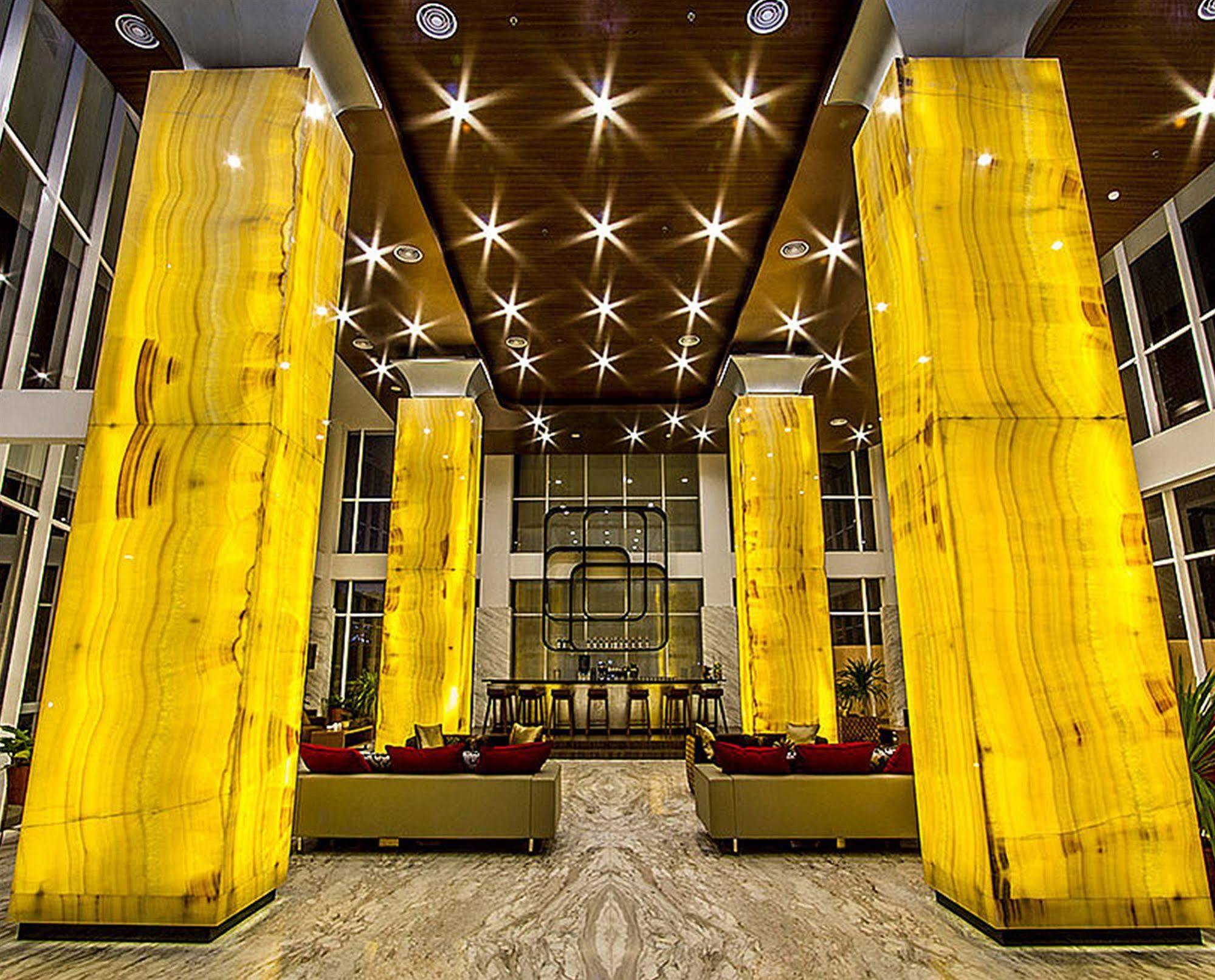 Hariston Hotel & Suites, Pluit - Jakarta Eksteriør billede